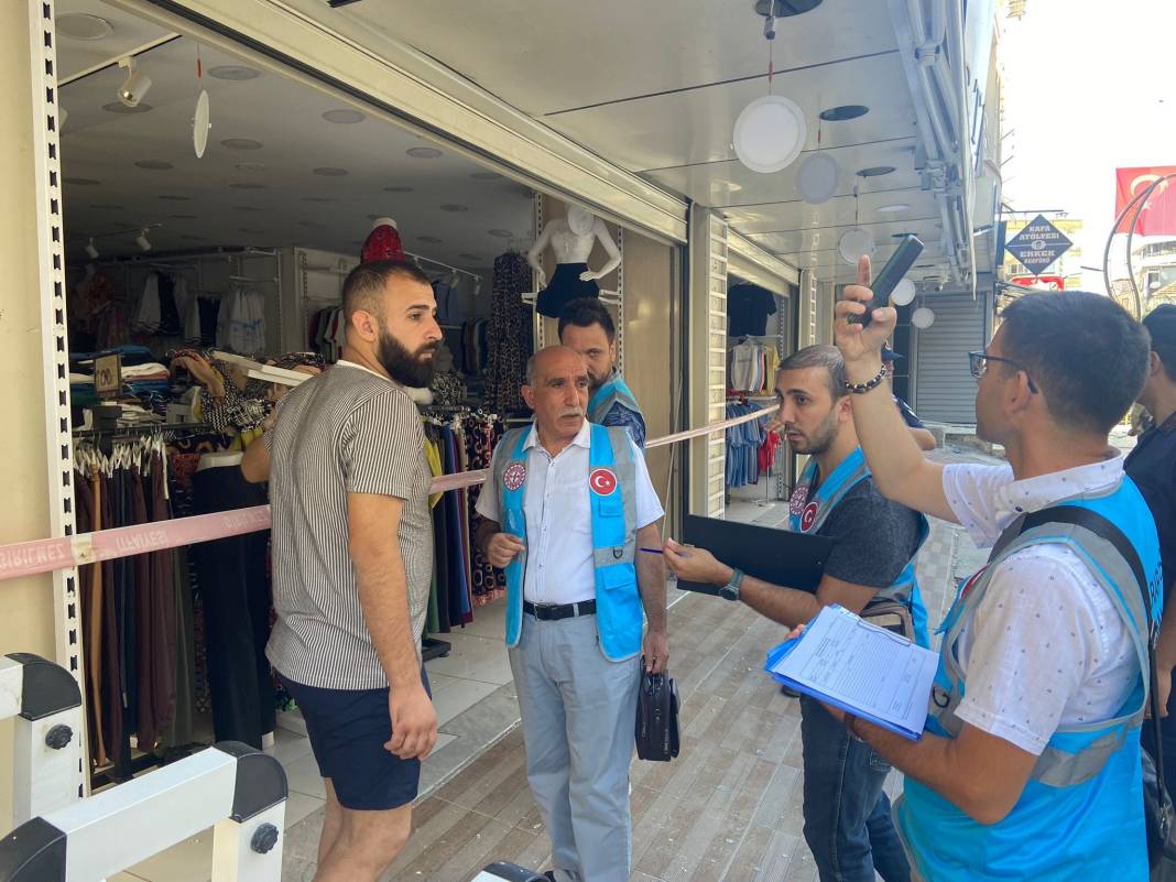 İzmir’deki faciada kahreden detaylar: Kimi kendine ayakkabı bakıyordu kimi pazara gidiyordu 21